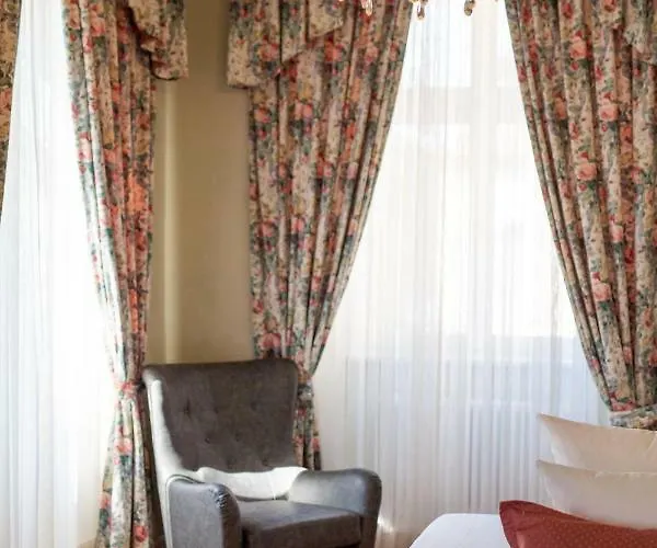 Otel Bad Neustadt