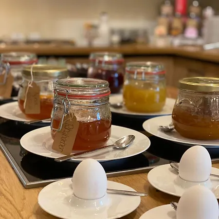 슐로스호텔 바드 노이슈타트 호텔