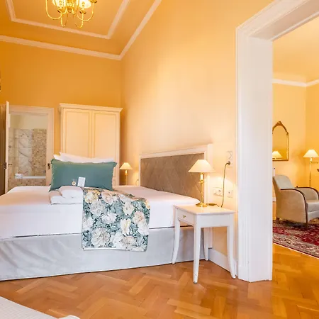 슐로스호텔 바드 노이슈타트 호텔