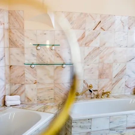 호텔 슐로스호텔 바드 노이슈타트